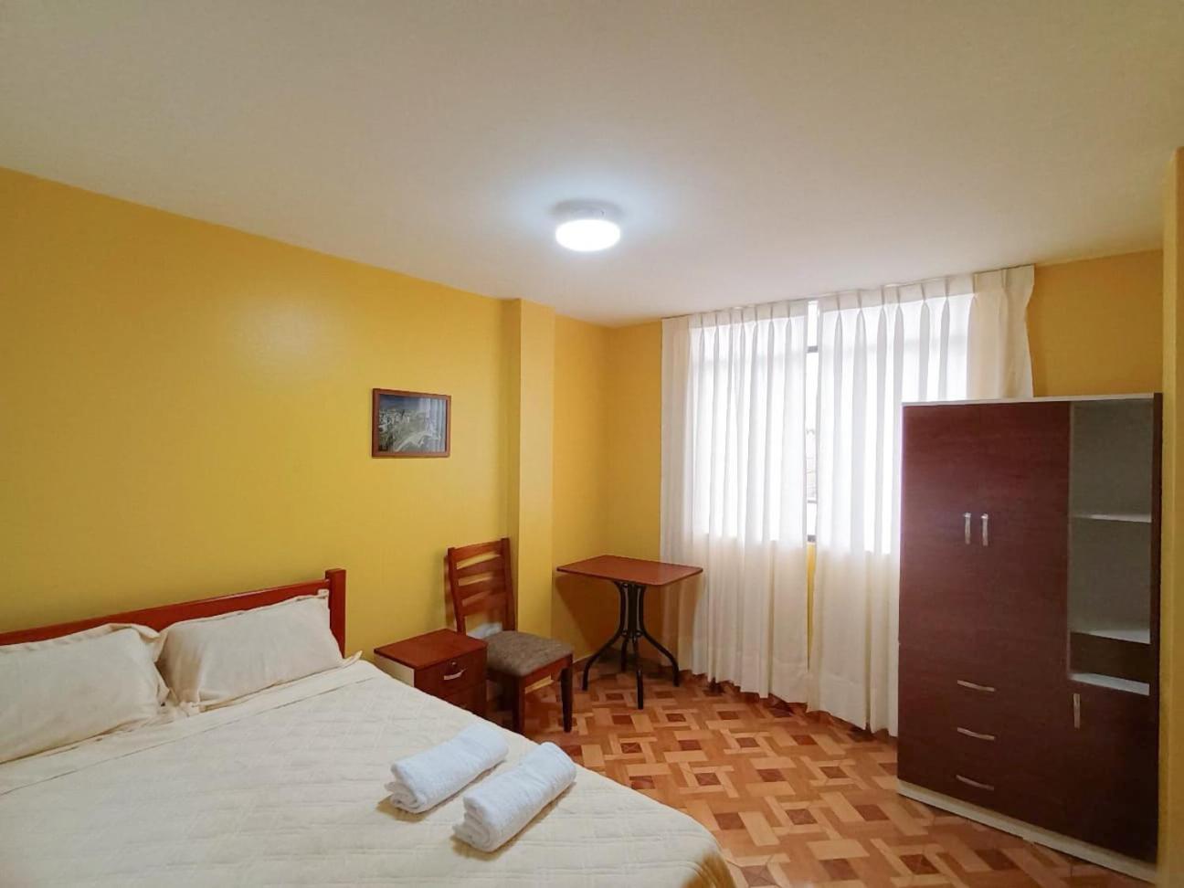 Close To Airport - Free One Time Pickup - A Y J Familia Lima Luaran gambar